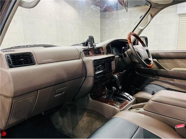 1996 Toyota Land Cruiser JDM car for sale — photo 14 of 25