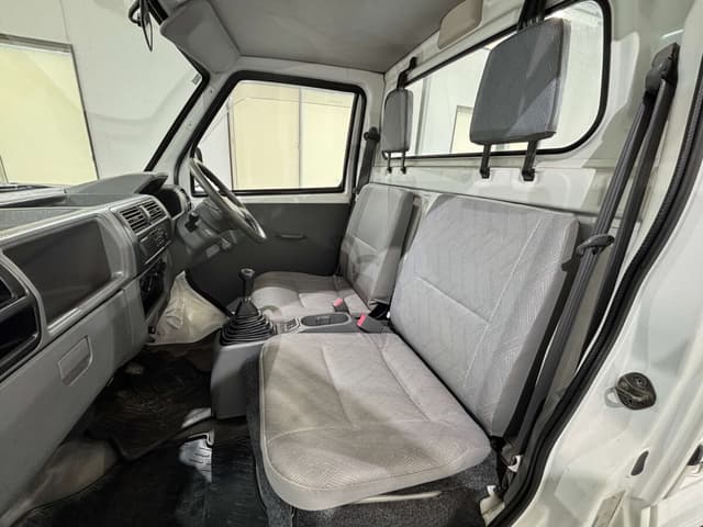 2000 Mitsubishi Minicab JDM car for sale — photo 9 of 23