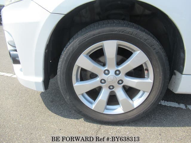 2010 Mitsubishi Outlander JDM car for sale — photo 9 of 25