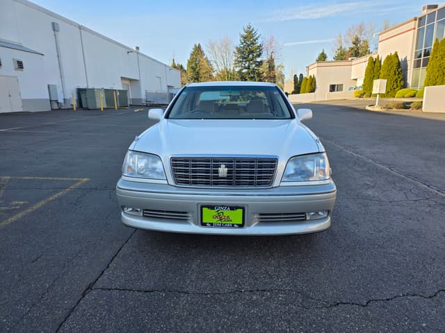 2000 Toyota Crown JDM car for sale — photo 2 of 13