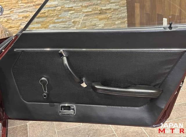 1972 Nissan Fairlady Z JDM car for sale — photo 9 of 9