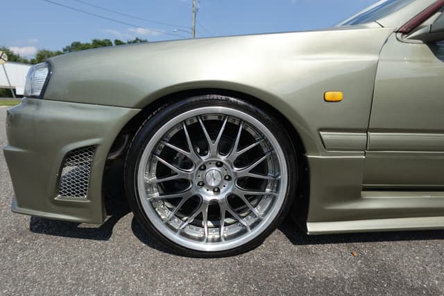1998 Nissan Stagea JDM car for sale — photo 14 of 20