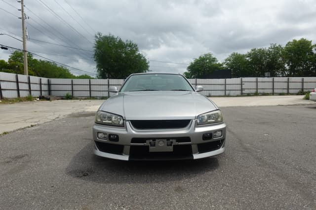 1998 Nissan Skyline JDM car for sale — photo 2 of 16