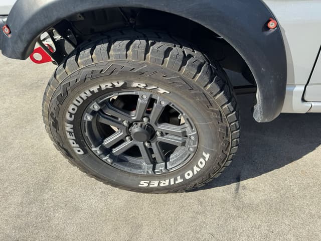 1998 Suzuki Jimny JDM car for sale — photo 9 of 13