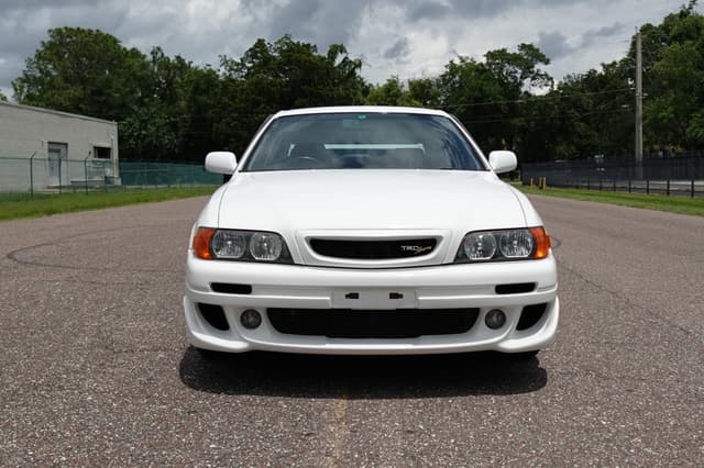 1999 Toyota Chaser JDM car for sale — photo 2 of 19