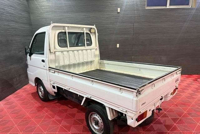 2008 Daihatsu Hijet JDM car for sale — photo 16 of 22