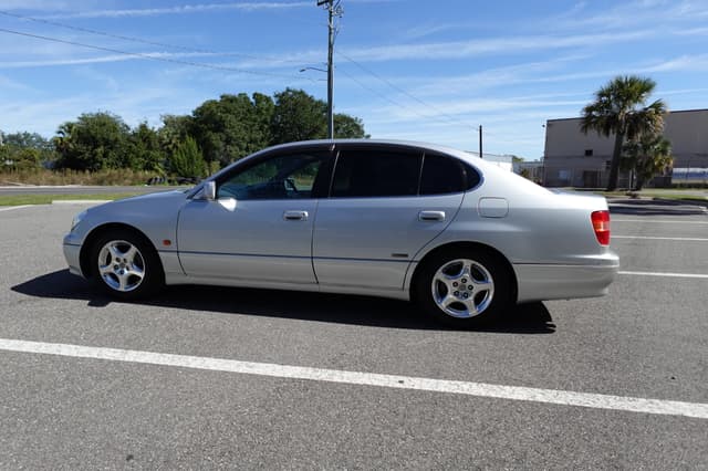 1998 Toyota Aristo JDM car for sale — photo 16 of 20