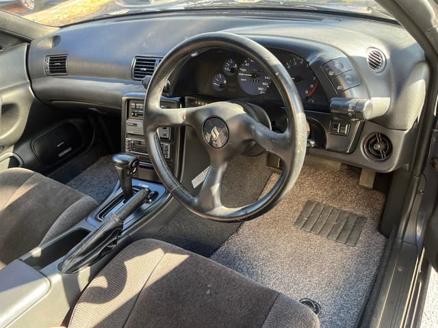 1989 Nissan Skyline JDM car for sale — photo 10 of 17