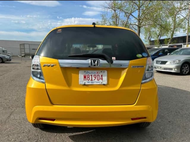 2010 Honda Fit JDM car for sale — photo 6 of 10
