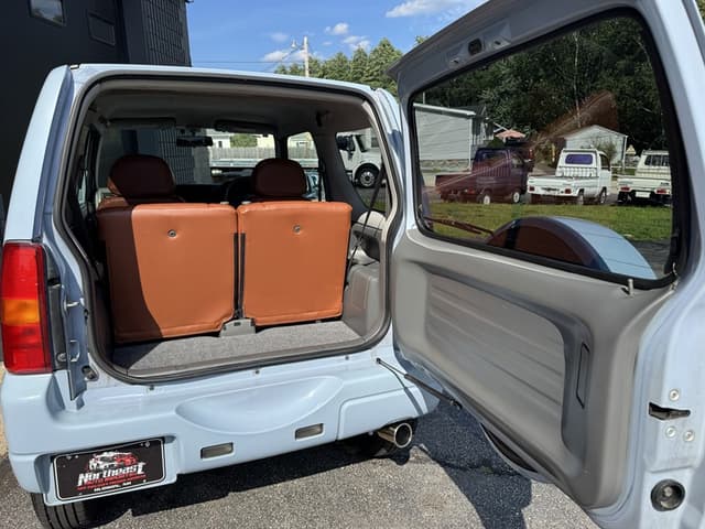 2001 Suzuki Jimny JDM car for sale — photo 21 of 25