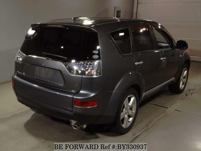 2006 Mitsubishi Outlander JDM car for sale — photo 2 of 2