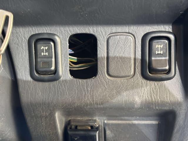 2001 Daihatsu Hijet JDM car for sale — photo 17 of 25