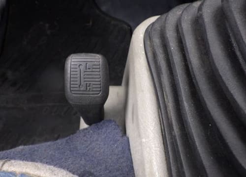 1999 Mitsubishi Minicab JDM car for sale — photo 11 of 15