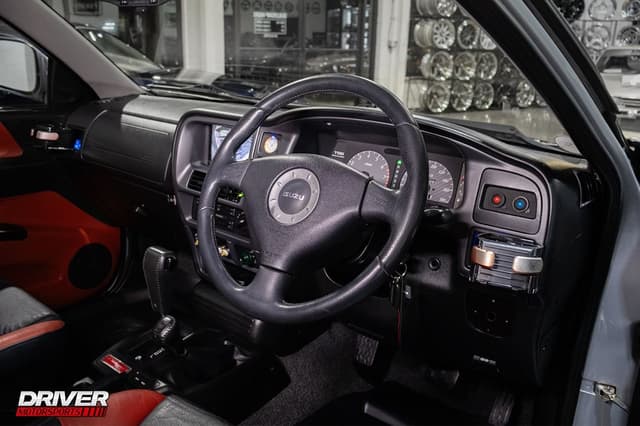 1999 Isuzu JDM car for sale — photo 13 of 25