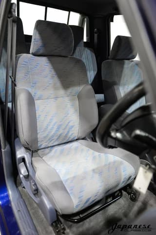 1997 Toyota Hilux JDM car for sale — photo 17 of 25