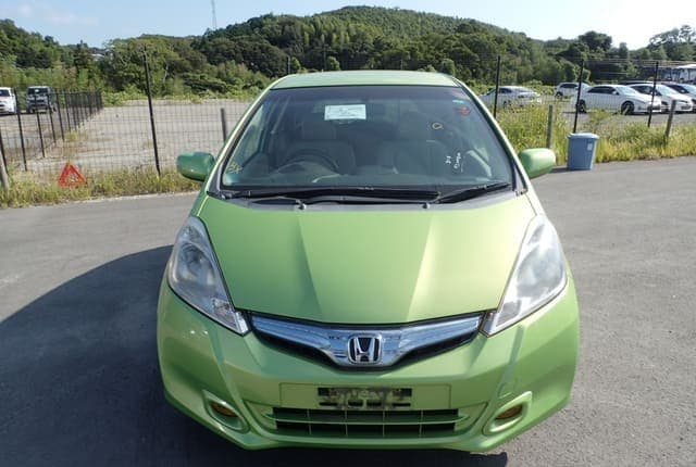2011 Honda Fit JDM car for sale — photo 8 of 25
