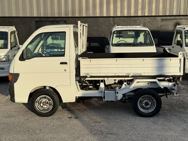 1998 Daihatsu Hijet JDM car for sale — photo 5 of 12