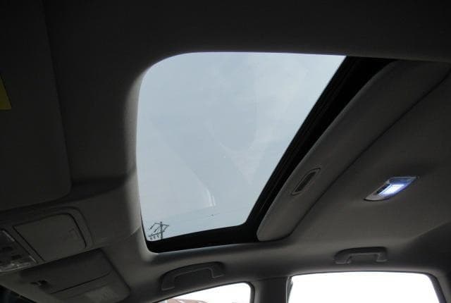 2010 Honda CR-V JDM car for sale — photo 21 of 25