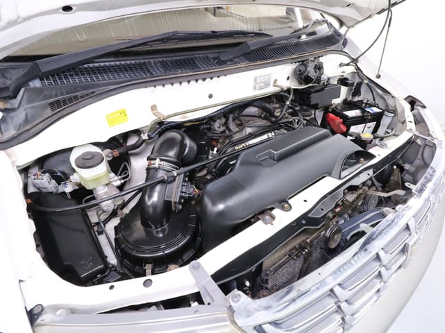 1999 Toyota Grand Hiace JDM car for sale — photo 24 of 25