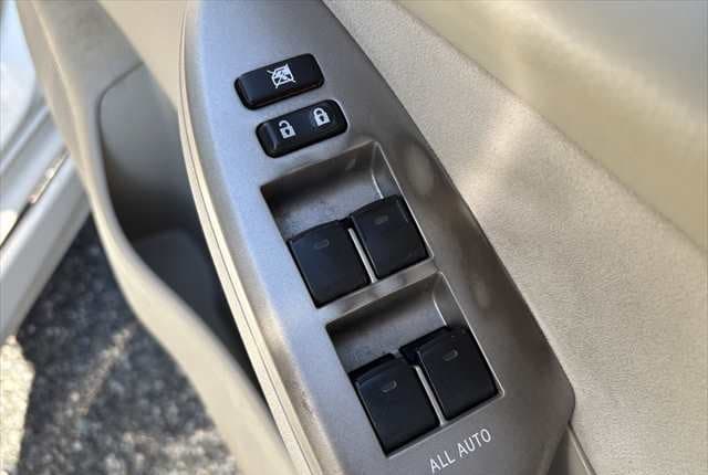 2008 Toyota Corolla JDM car for sale — photo 11 of 16
