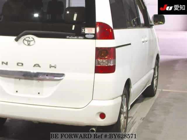 2003 Toyota Noah JDM car for sale — photo 8 of 8