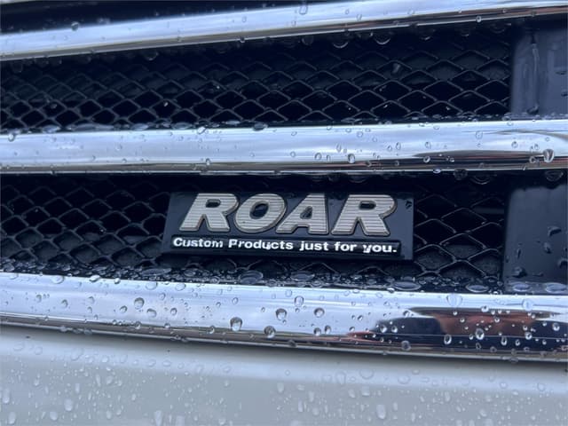 2007 Mitsubishi Delica JDM car for sale — photo 11 of 17