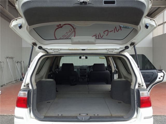 1999 Nissan Stagea JDM car for sale — photo 9 of 25