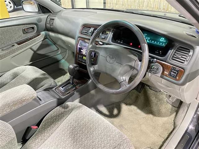1999 Toyota Mark II JDM car for sale — photo 19 of 25