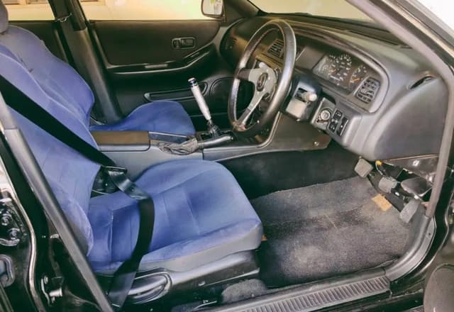 1994 Nissan Cefiro JDM car for sale — photo 5 of 7