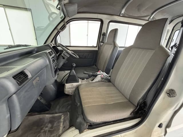 1993 Mitsubishi Minicab JDM car for sale — photo 10 of 25