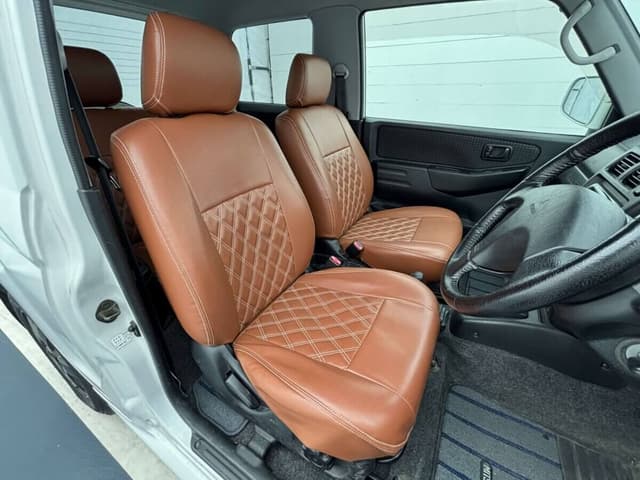 2001 Mitsubishi Pajero Mini JDM car for sale — photo 11 of 25