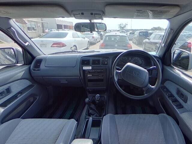 1995 Toyota Hilux Surf JDM car for sale — photo 6 of 6