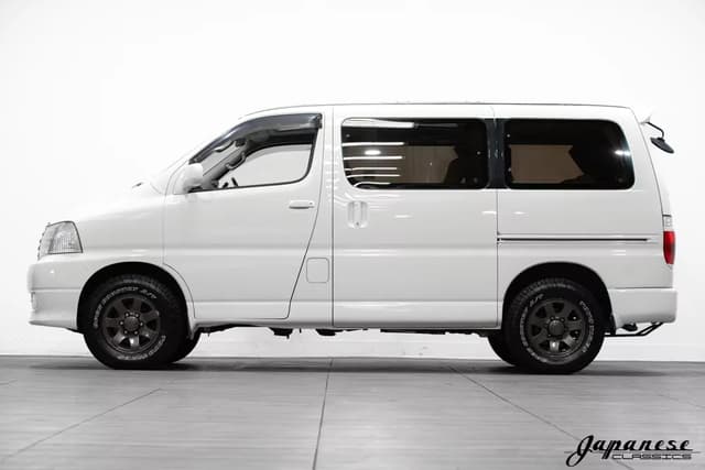 1999 Toyota Grand Hiace JDM car for sale — photo 4 of 25