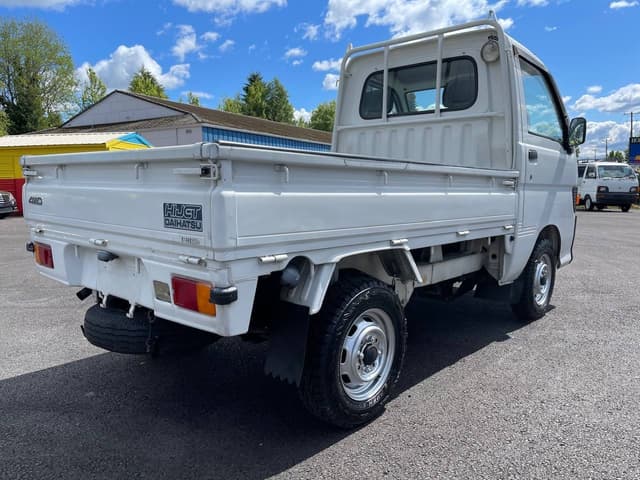 1996 Daihatsu Hijet JDM car for sale — photo 6 of 25