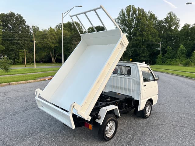 1991 Daihatsu Hijet JDM car for sale — photo 6 of 17