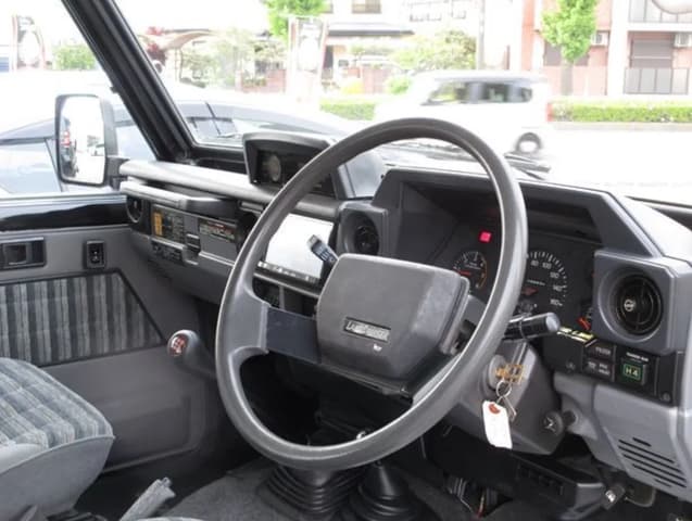 1988 Toyota Land Cruiser JDM car for sale — photo 25 of 25