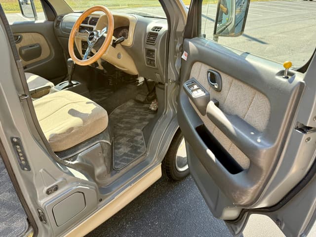 2000 Suzuki Every JDM car for sale — photo 17 of 23