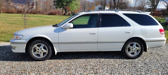 1998 Toyota Mark II JDM car for sale — photo 2 of 22