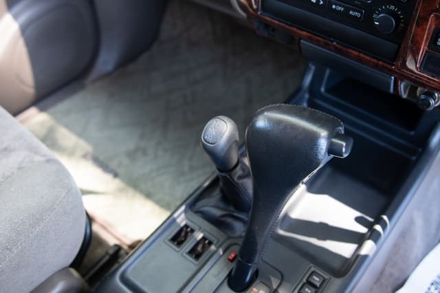 2001 Toyota Land Cruiser Prado JDM car for sale — photo 13 of 15