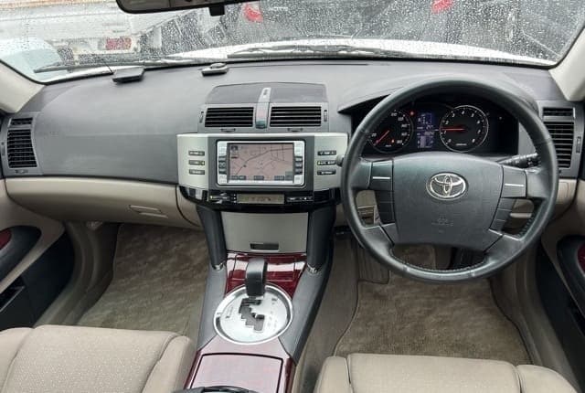 2005 Toyota Mark X JDM car for sale — photo 4 of 5