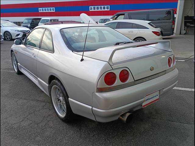 1995 Nissan Skyline JDM car for sale — photo 7 of 25