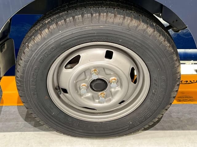 1996 Mazda Scrum JDM car for sale — photo 22 of 25