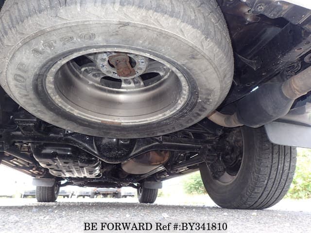 2009 Toyota Land Cruiser Prado JDM car for sale — photo 16 of 25