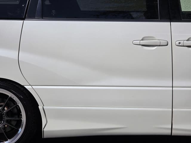 2000 Toyota Estima JDM car for sale — photo 21 of 25