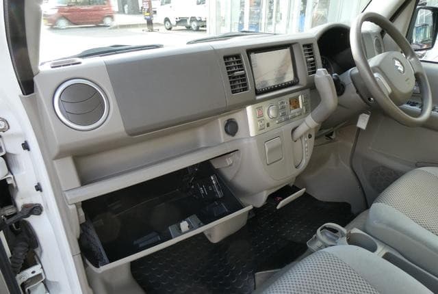 2011 Suzuki Every JDM car for sale — photo 20 of 25