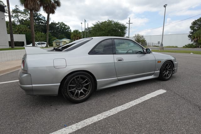 1996 Nissan Skyline JDM car for sale — photo 13 of 19