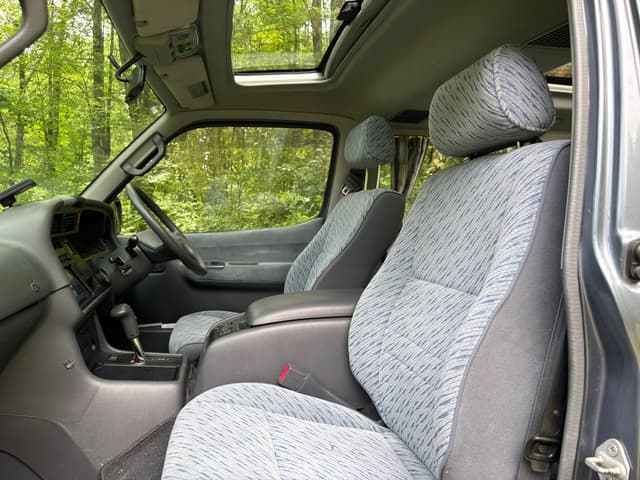 1995 Toyota HiAce JDM car for sale — photo 14 of 20