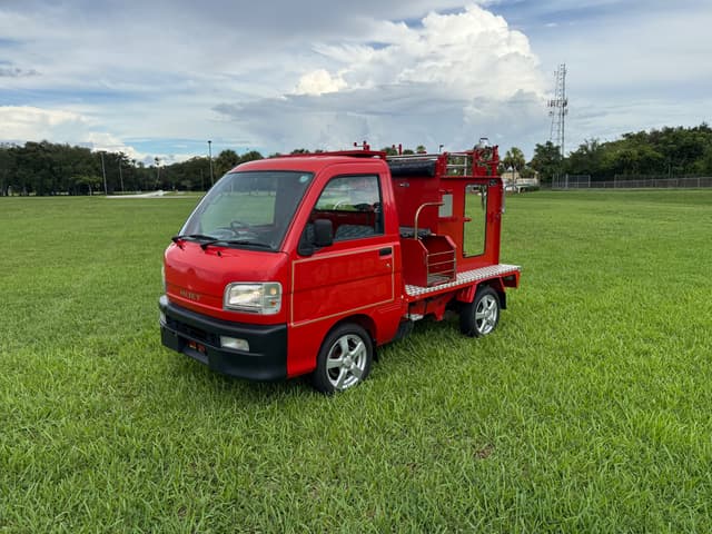 2001 Daihatsu Hijet JDM car for sale — photo 2 of 25