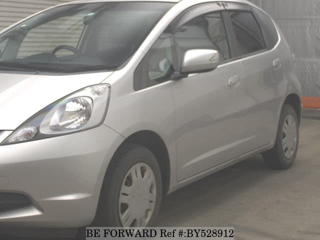 2010 Honda Fit JDM car for sale — photo 3 of 6