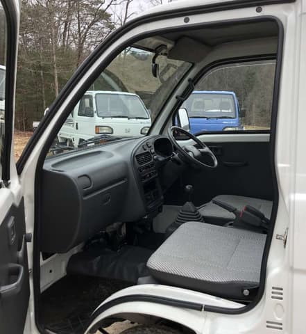 1998 Daihatsu Hijet JDM car for sale — photo 16 of 25